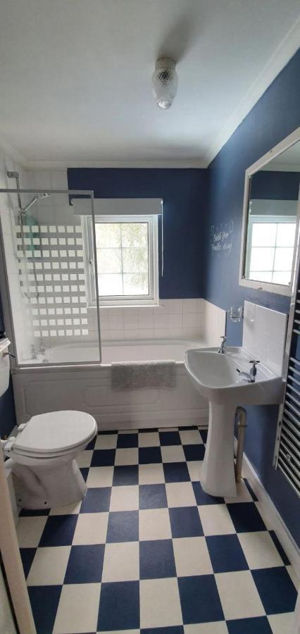 Beautiful 1 Bedroom Cottage With Courtyard. Deal Zewnętrze zdjęcie
